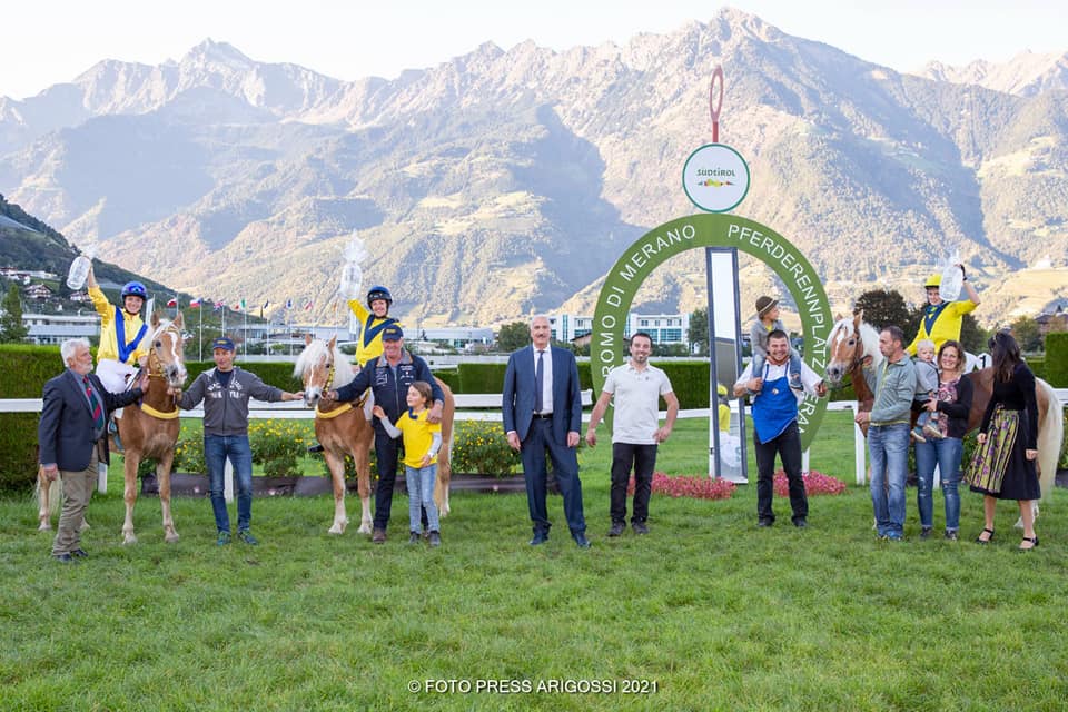 Siegerehrung Endlauf Herbstagalopprennen 2021