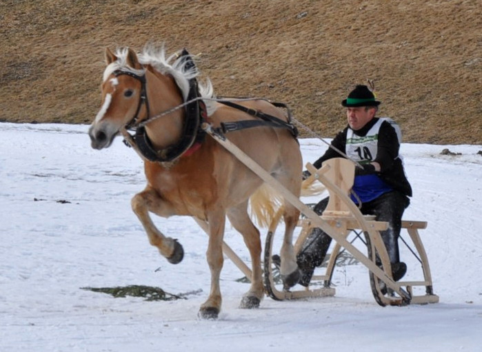 Kurt Aster mit Uvana
